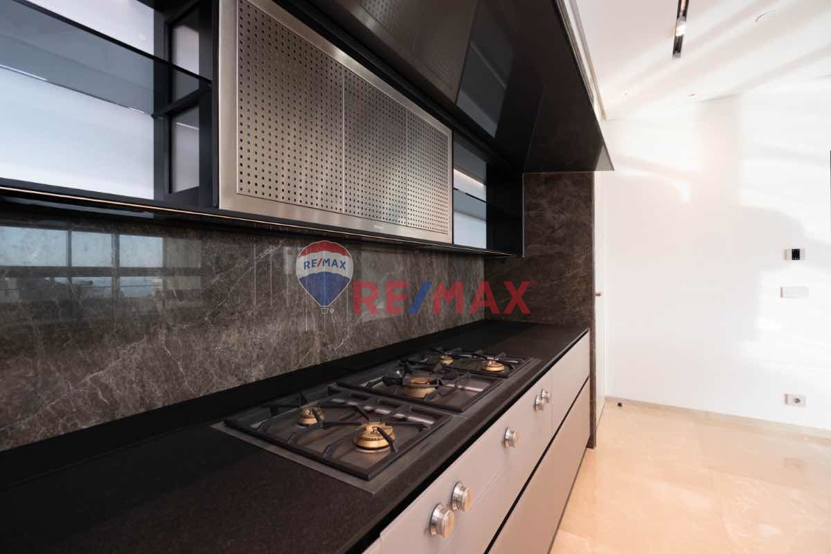 BAĞDAT CADDESİ ÇİFTEHAVUZLAR’DA SATILIK LÜKS 4,5+1 DAİRELER