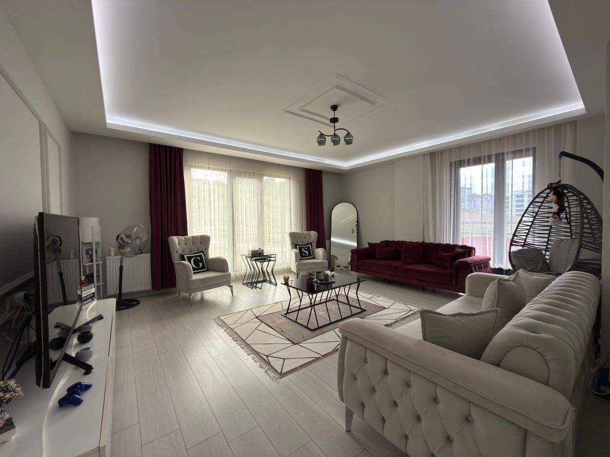 MEVLANA MAH/ACAT SİTESİ SATILIK 3+1 DAİRE