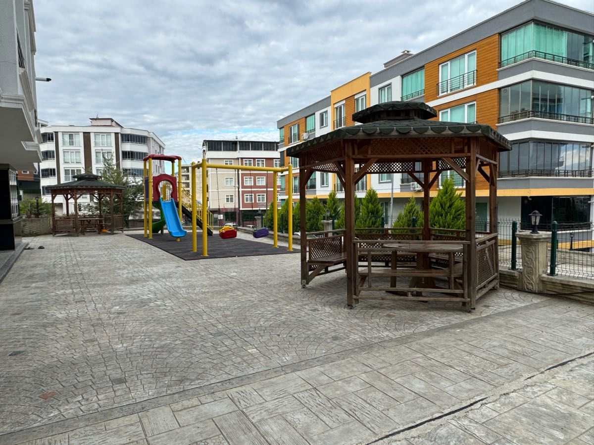 MEVLANA MAH/ACAT SİTESİ SATILIK 3+1 DAİRE