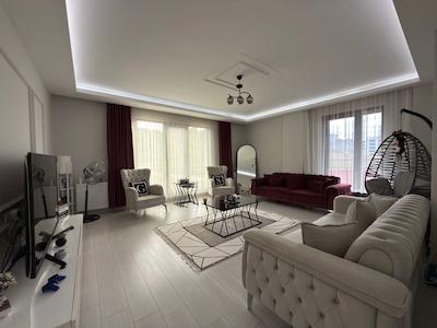 MEVLANA MAH/ACAT SİTESİ SATILIK 3+1 DAİRE