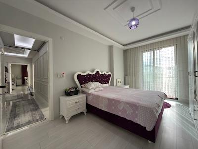 MEVLANA MAH/ACAT SİTESİ SATILIK 3+1 DAİRE