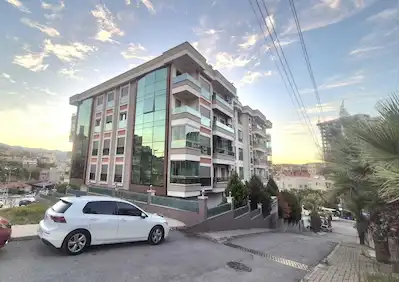 KARABAĞLAR'DA SİTE İÇİNDE LÜKS 176M2 , 3+1 SATILIK DAİRE