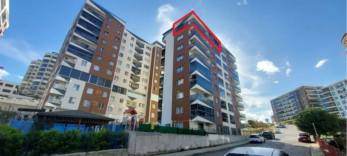 ALIAĞA SITELER MAH.ALLESINDE SINIRLARI ZORLAYAN SATILIK SÜPERLÜKS 4+1 DUBLEX EV