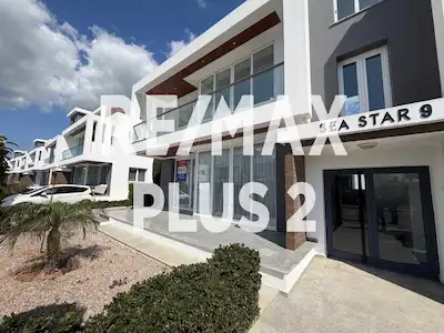 FOUR SEASONS 1. ETAP | DENİZE 100 METRE | HAVUZ MANZARALI BAHÇELİ 2+1 SATILIK !!!