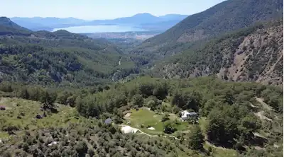 ACİL SATILIK TEKLİFLERE AÇIK 16.765 M² TAM DONANIMLI YAŞAM VE GLAMPİNG ALANI