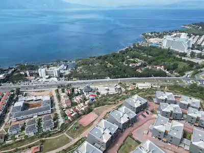 KUŞADASI TÜRKMEN MAHALLESI’NDE VILLA İMARLI MÜSTAKIL PARSEL ARSA