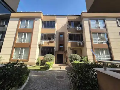 KARTEPE FSM BAHÇEŞEHİR KOLEJİ YAKINI GÜLAŞ SİTESİ SATILIK DAİRE