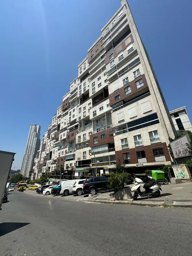 ŞIŞLI BOMONTI ELYSIUM FANTASTIC EN ŞEREFIYELI SATILIK 1+1 FULL EŞYALI  