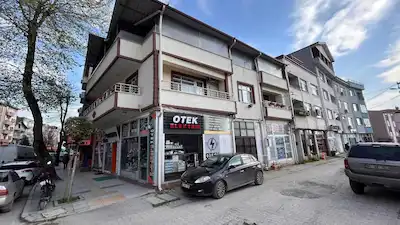 REMAX MAVIDEN ADAPAZARI ÇUKURAHMEDİYE’DE MERKEZİ KONUMDA SATILIK İŞYERİ