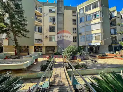 REMAX PARS'TAN SOLİ SİTESİ'NDE DENİZE SIFIR-EŞYALI KİRALIK 1+1