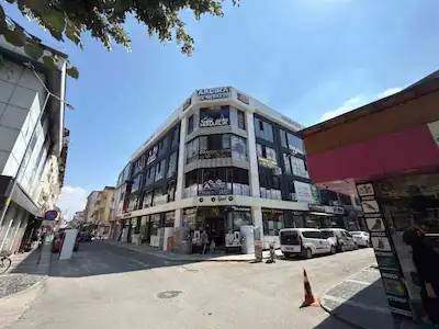 REMAX DIA'DAN DÜZCE MERKEZ CEDIDIYE MAH. KIRALIK OFIS