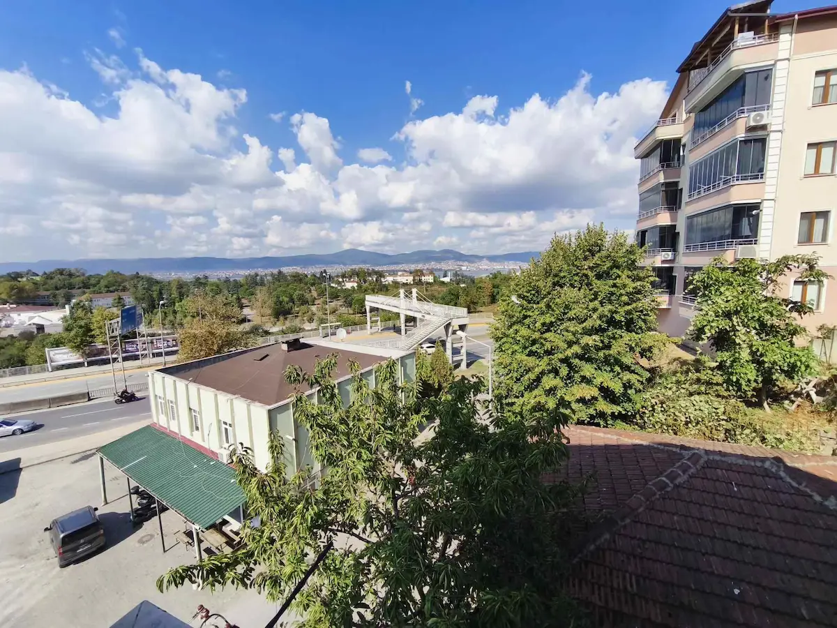 REMAX NATURAL DEN DONANMA MAHALLESİNDE EŞYALI KİRALIK 2+1