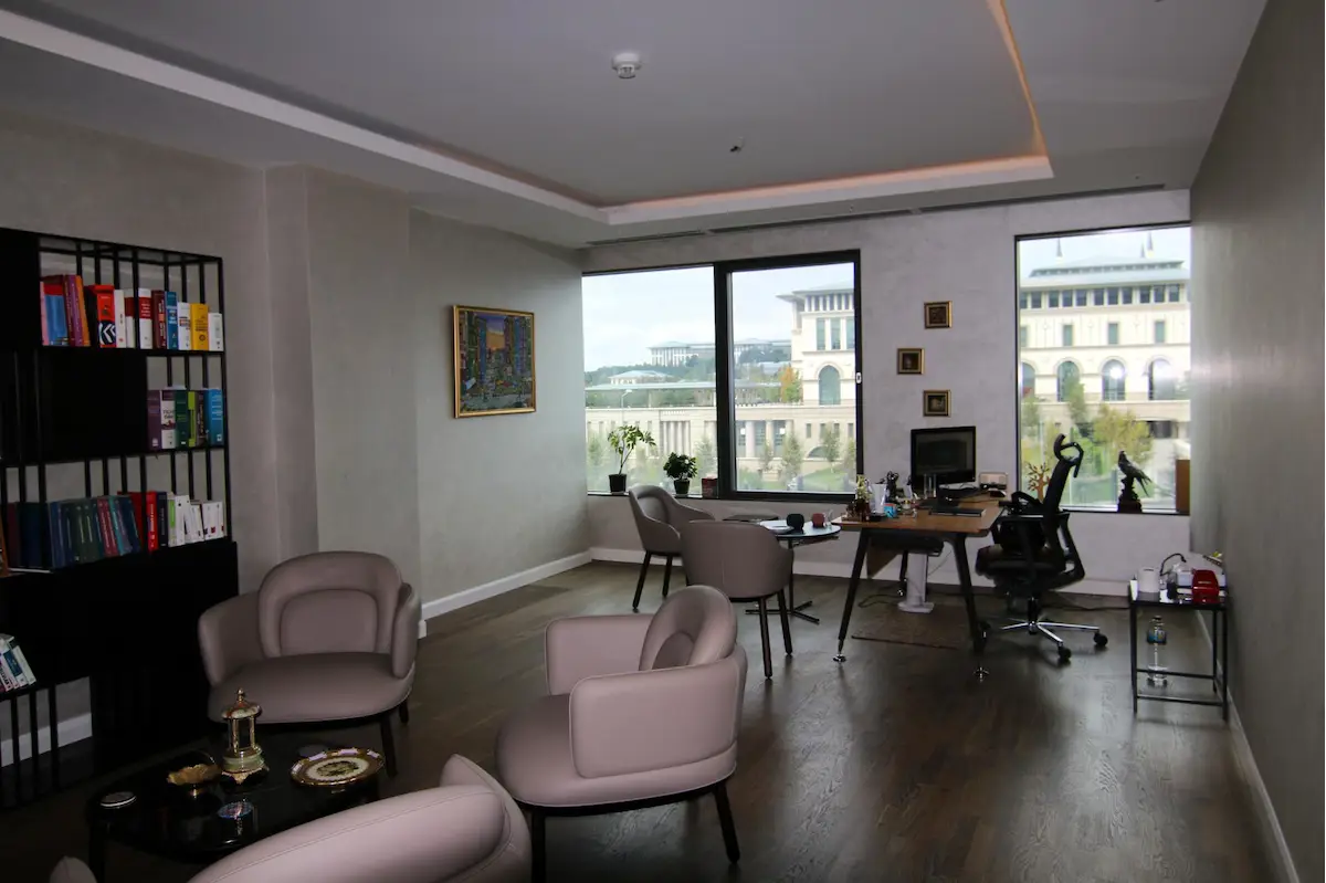 YENİMAHALLE MOMENT BEŞTEPE DE ASMA KATTA EŞYALI KİRALIK OFİS