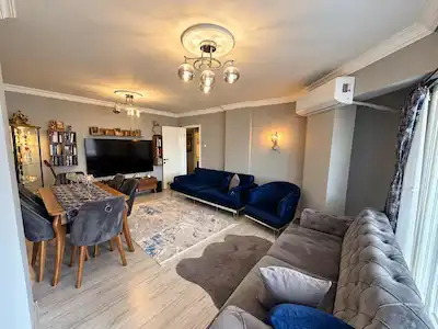 🏡 KARABAĞLAR TAHSİN YAZICI MAHALLESİ’NDE YENİLENMİŞ 3+1