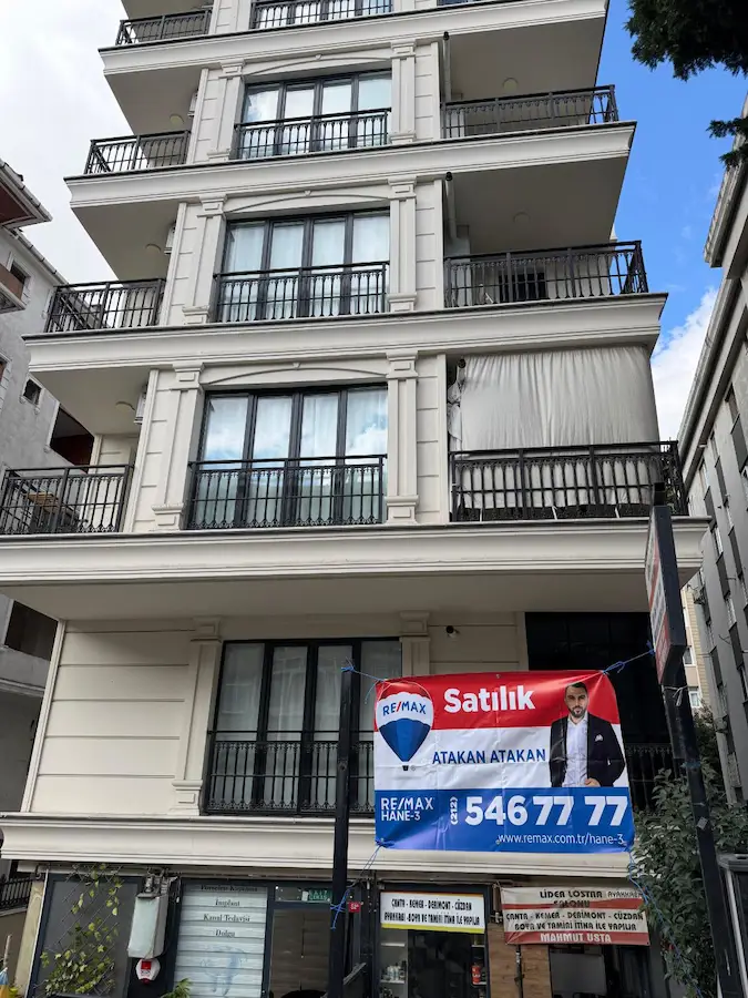 🏠 BAKIRKÖY OSMANİYE’DE MERKEZİ KONUMDA SATILIK 2+1 DAİRE