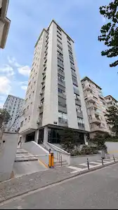 GÖZTEPE'NIN KALBINDE, MERKEZI, KULLANIŞLI 2+1 SATILIK DAIRE