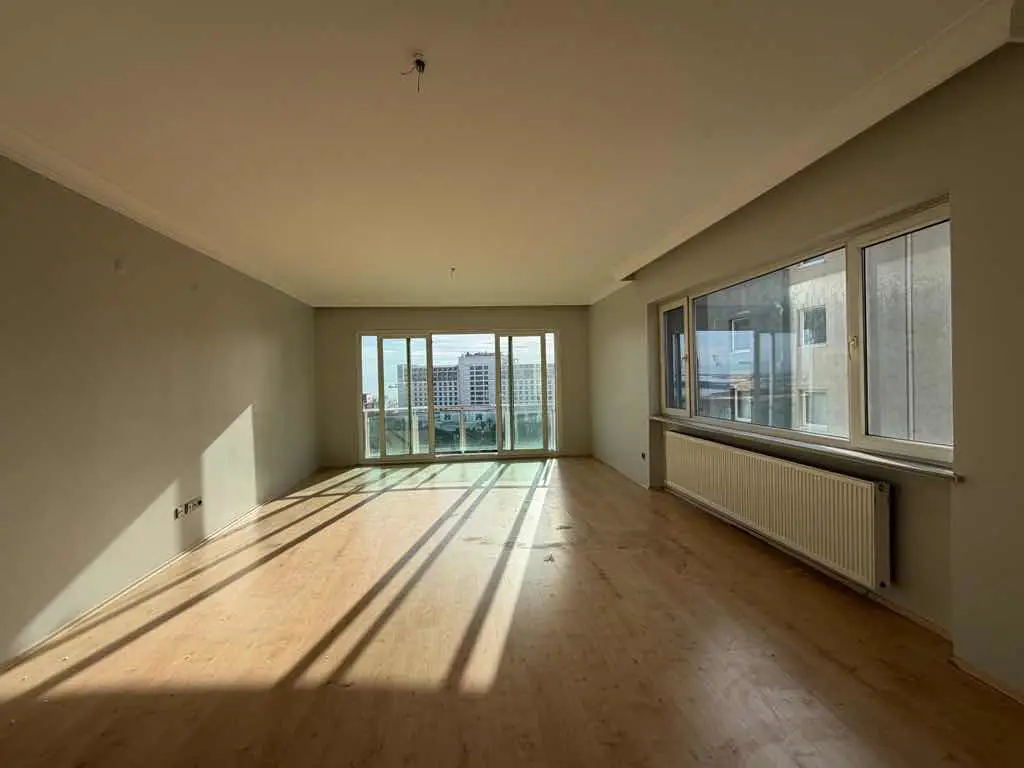 PENDİK DENİZPARK SİTESİ’NDE SOSYAL YAŞAMIN VE KONFORUN BULUŞTUĞU SATILIK 4+1 DAİRE 2