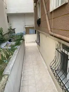 REMAX TOPRAK ESENYURT TALATPAŞA 2+1 KİRALIK TADİLATLI BAHCE KULLANIMLI DAİRE