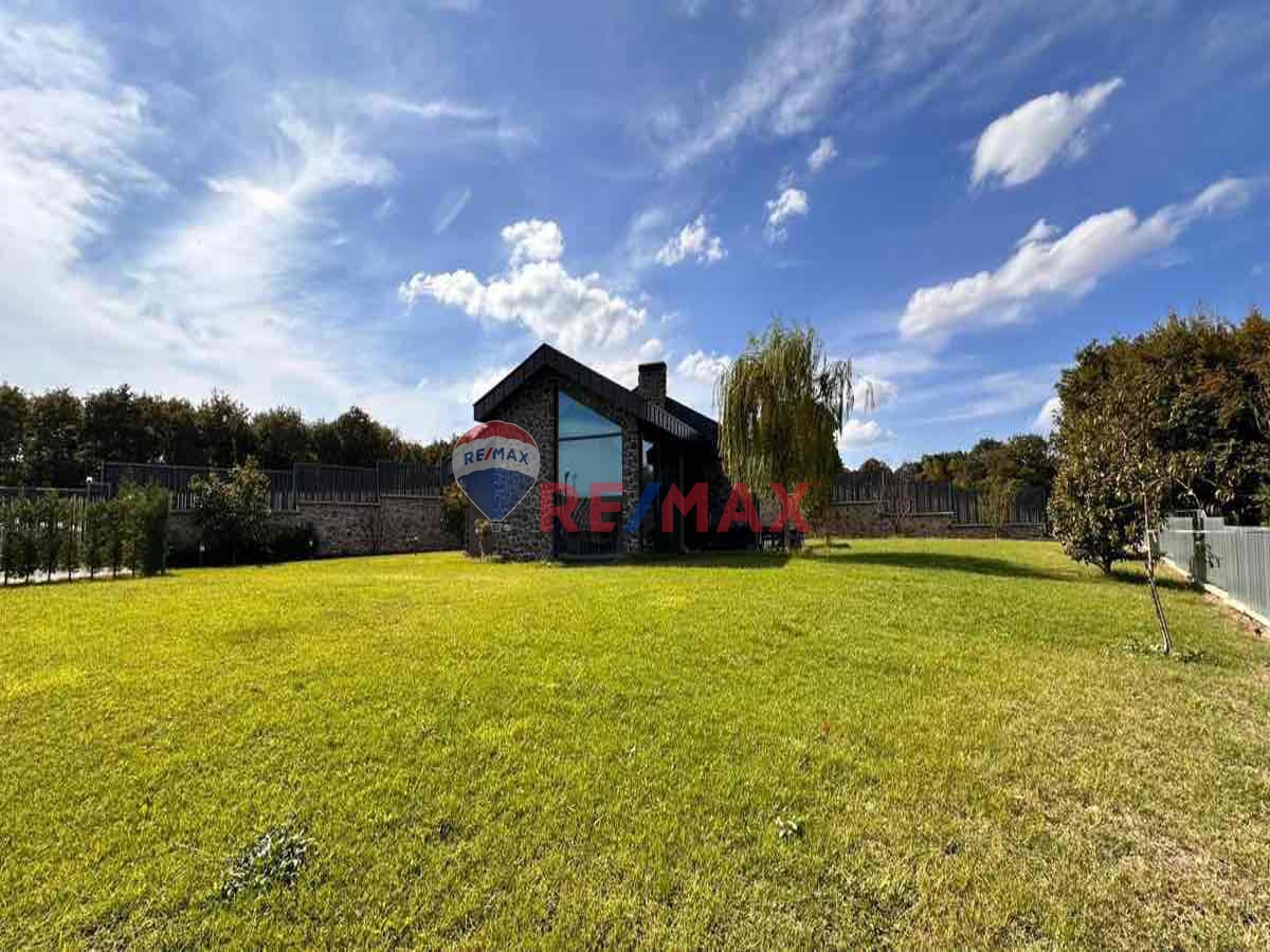 İZMİT ORHANİYEDE 1.970 M2 ARSASI OLAN MUHTEŞEM VİLLA