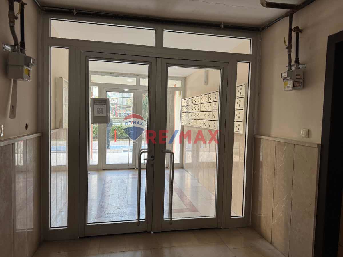 SAĞLIK KENT SİTESİNDE BOYALI YENİLENMİŞ KİRALIK DAİRE