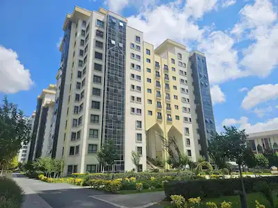 EMLAK KONUT ISPARTAKULE EVLERİNDE REMAX MANZARALI 3+1