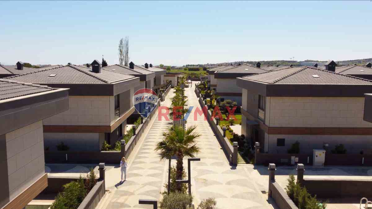 SELİMPAŞA KILIÇ CEYLAN COUNTRY'DE 5+1 SATILIK MÜSTAKİL VİLLA