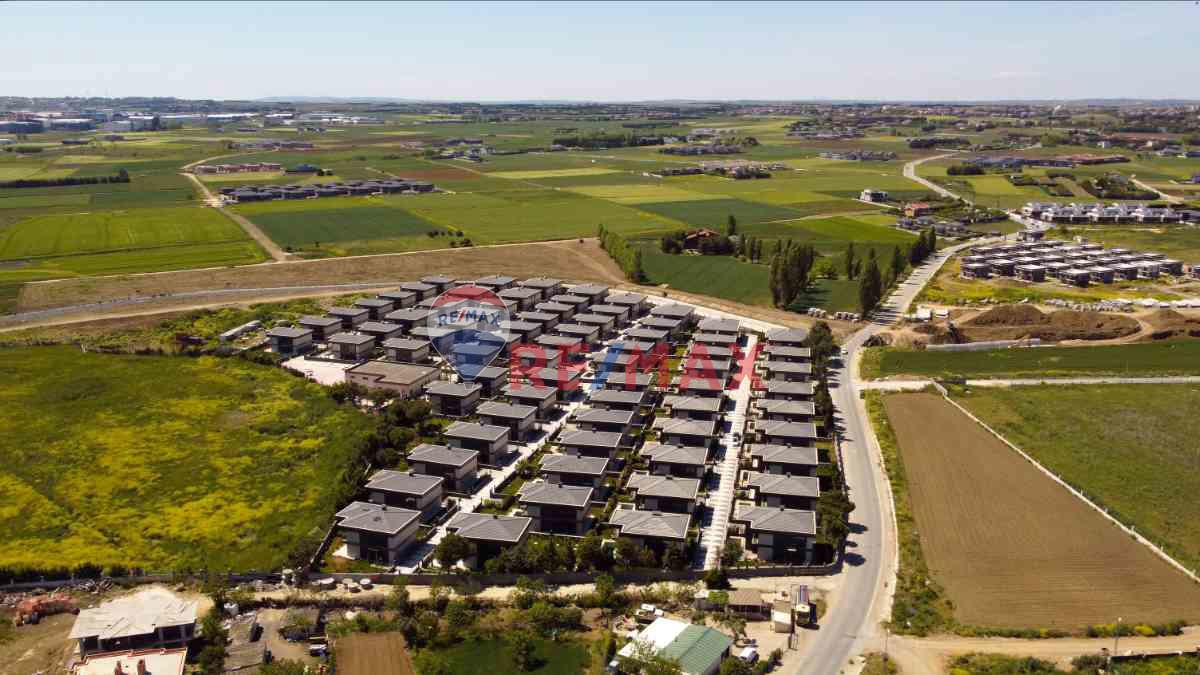 SELİMPAŞA KILIÇ CEYLAN COUNTRY'DE 5+1 SATILIK MÜSTAKİL VİLLA