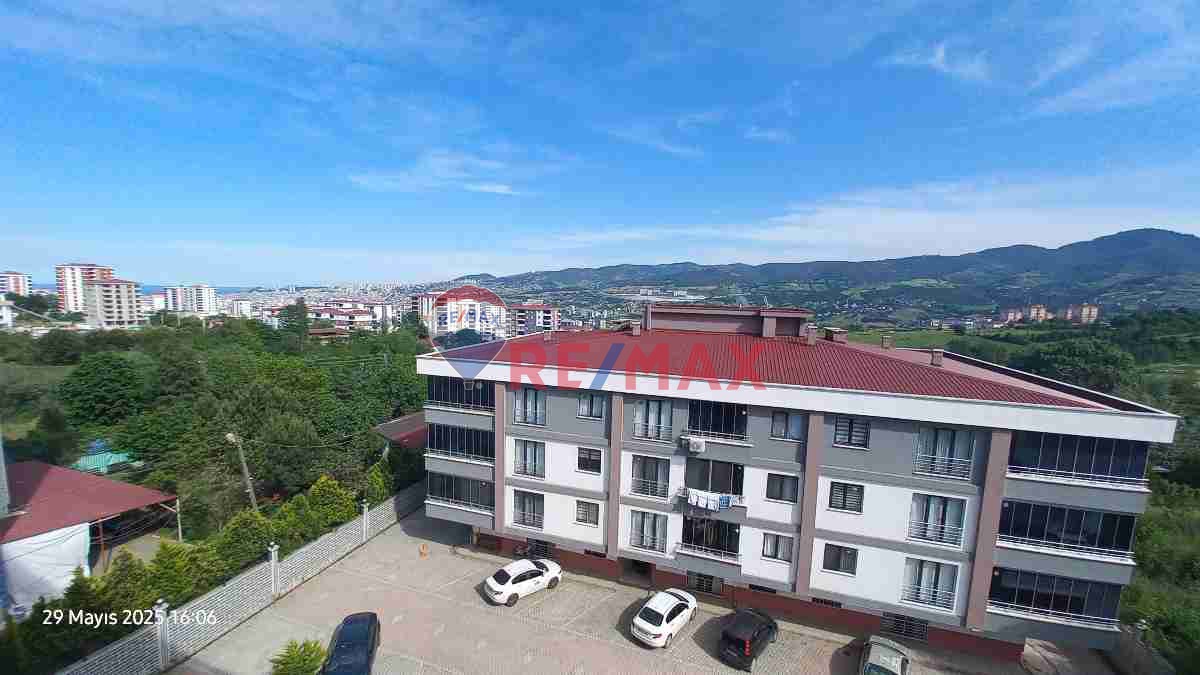 ARAŞTIRMA HASTANESİ'NE YAKIN SATILIK SİTE İÇERİSİNDE 2+1 ARA KAT DAİRE