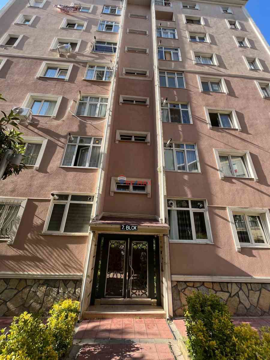 YENİŞEHİR'DE MERKEZİ KONUMDA İSKANLI SATILIK 2+1