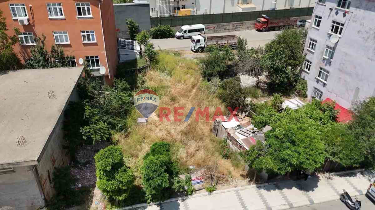 SANCAKTEPE SARIGAZI EMEK MH. 422 M2 KONUT İMARLI SATILIK ARSA