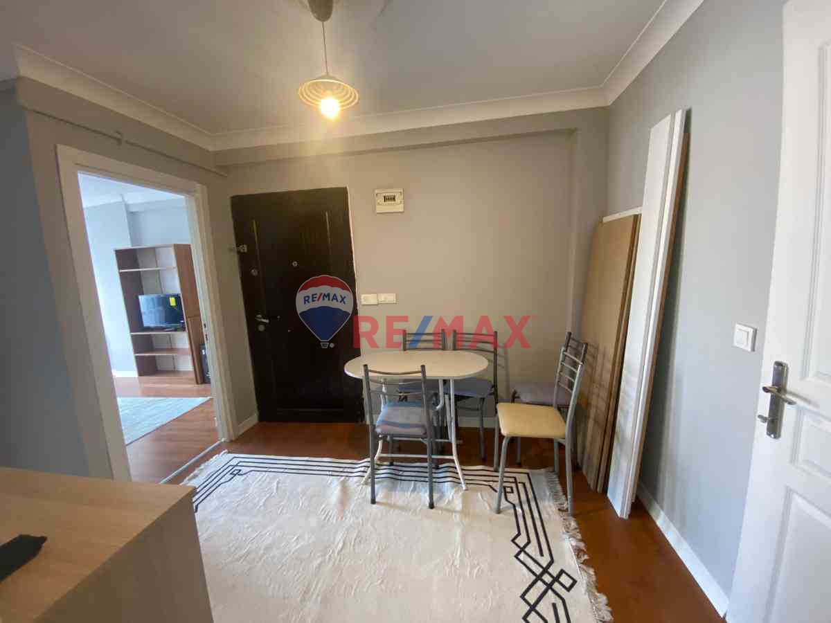 FINDIKLI'DA METROYA 5 DK BALKONLU EŞYALI FATURALAR DAHİL 2+1