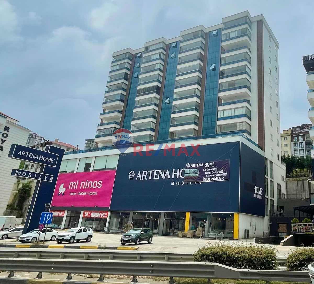 YALINCAK DENİZ EVLERİ SİTESİNDE KİRALIK 4+1 FIRSAT DAİRE