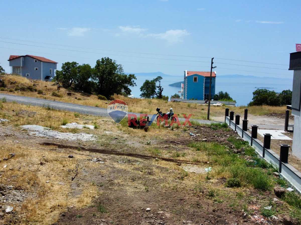 REMAX/İLYADA BİMEYKO ANAYOLALTI DÜZ BÖLGE MÜKEMMEL ARSA