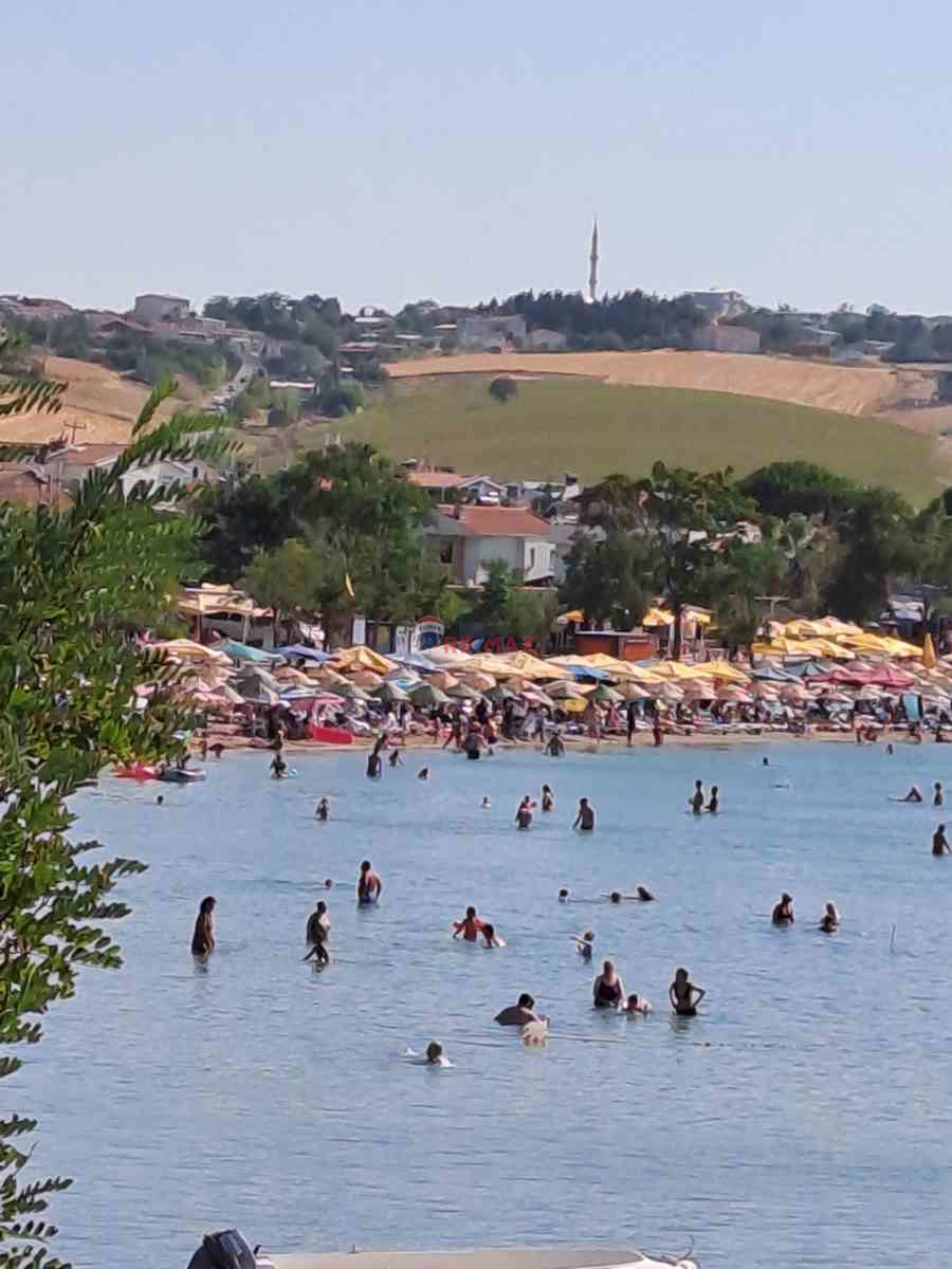 MÜKEMMEL KONUMDA GELİBOLU GÜNEYLİ KÖYÜ SATILIK İMARLI ARSA