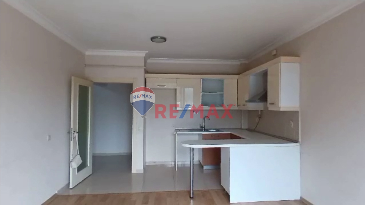 GEBZE EMLAK KONUTLARI 2. ETAP SITESINDE 2+1 KIRALIK DAIRE!