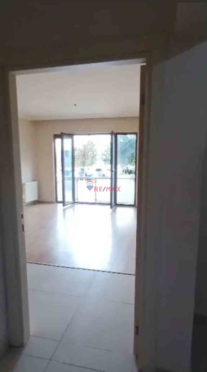 GEBZE EMLAK KONUTLARI 2. ETAP SITESINDE 2+1 KIRALIK DAIRE!