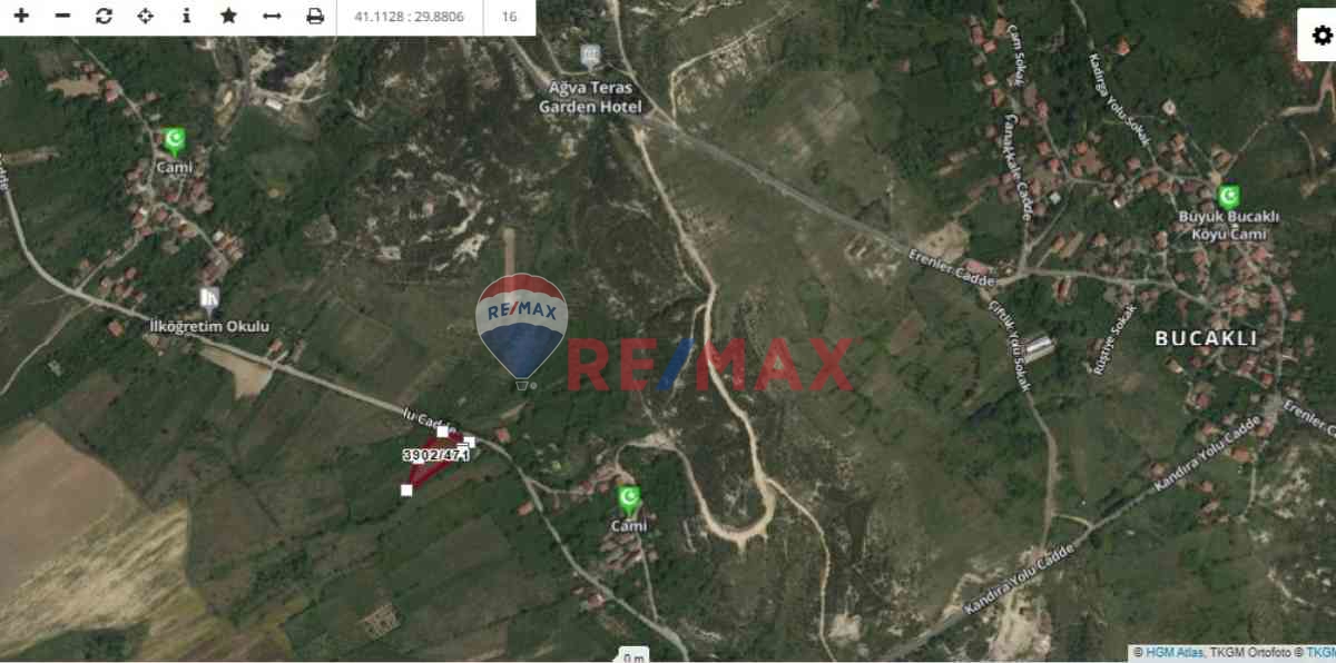 ERDAL TURAN'DAN ASFALTA 40 METRE CEPHE 2560 M2 MÜSTAKİL PARSEL