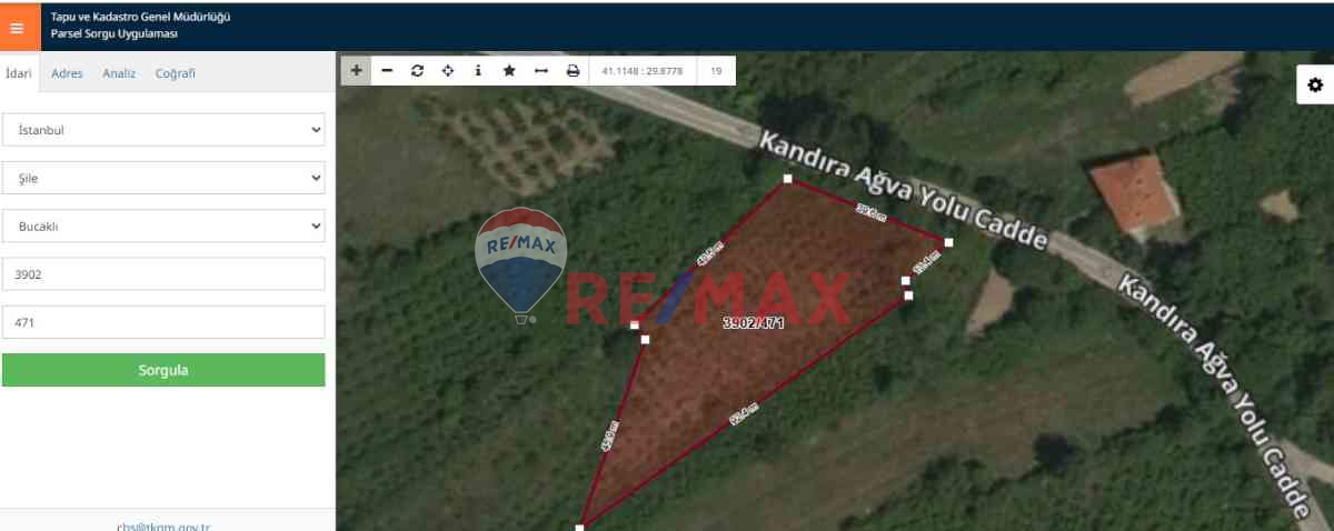 ERDAL TURAN'DAN ASFALTA 40 METRE CEPHE 2560 M2 MÜSTAKİL PARSEL