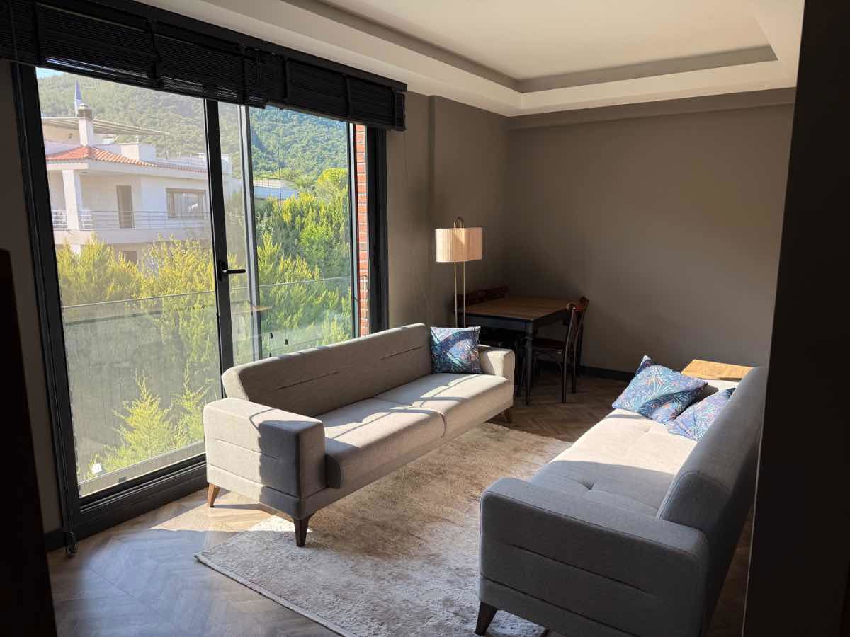 URLA GÜVENDIK EŞYALI DUBLEX TERAS KATI 2+1 KIRALIK REZIDANS DAIRESI