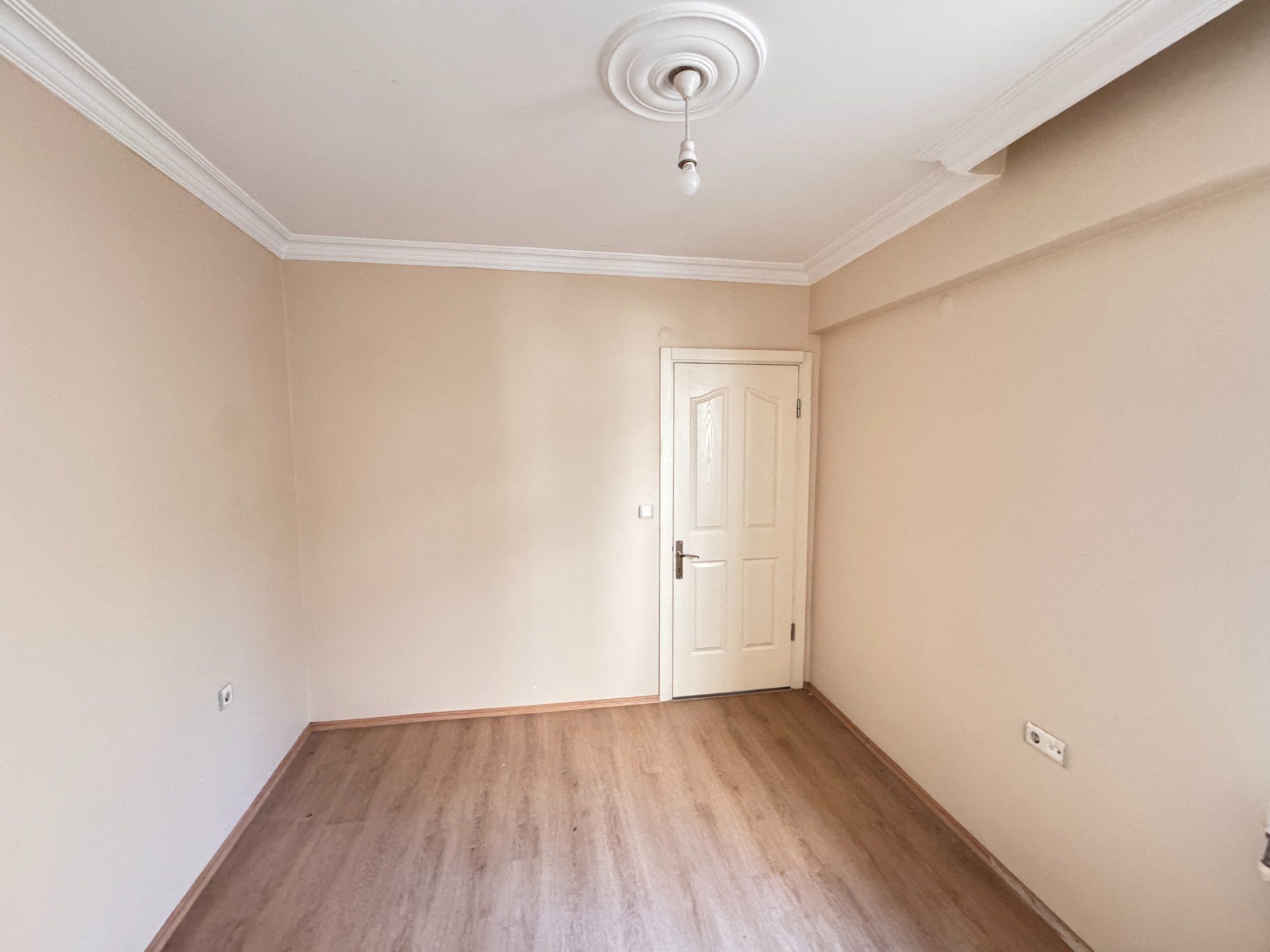 BALÇOVADA EŞYASIZ KIRALIK 2+1 ASANSÖRLÜ, JEOTERMALLI, TERASLI