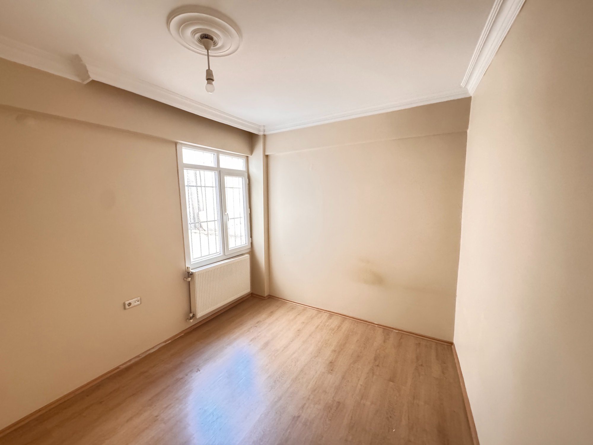 BALÇOVADA EŞYASIZ KIRALIK 2+1 ASANSÖRLÜ, JEOTERMALLI, TERASLI