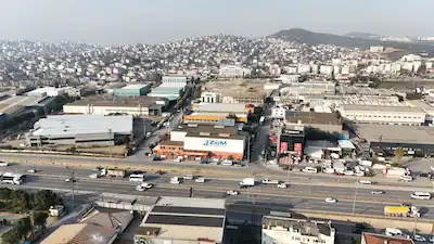 GEBZE E5 CEPHELİ SATILIK 2250 M2 FABRİKA&DEPO