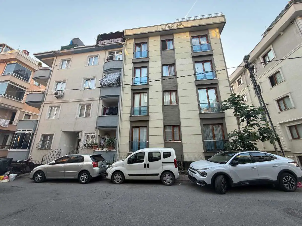 ÜMRANİYE ÇAKMAK'TA METROYA YAKIN BAHÇELİ TERS DUBLEKS 3+1