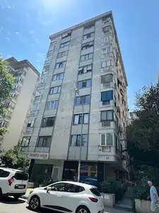GÖZTEPE’DE RIDVAN PAŞA SOKAK'TA  135 M2  SATILIK 3+1 DAİRE