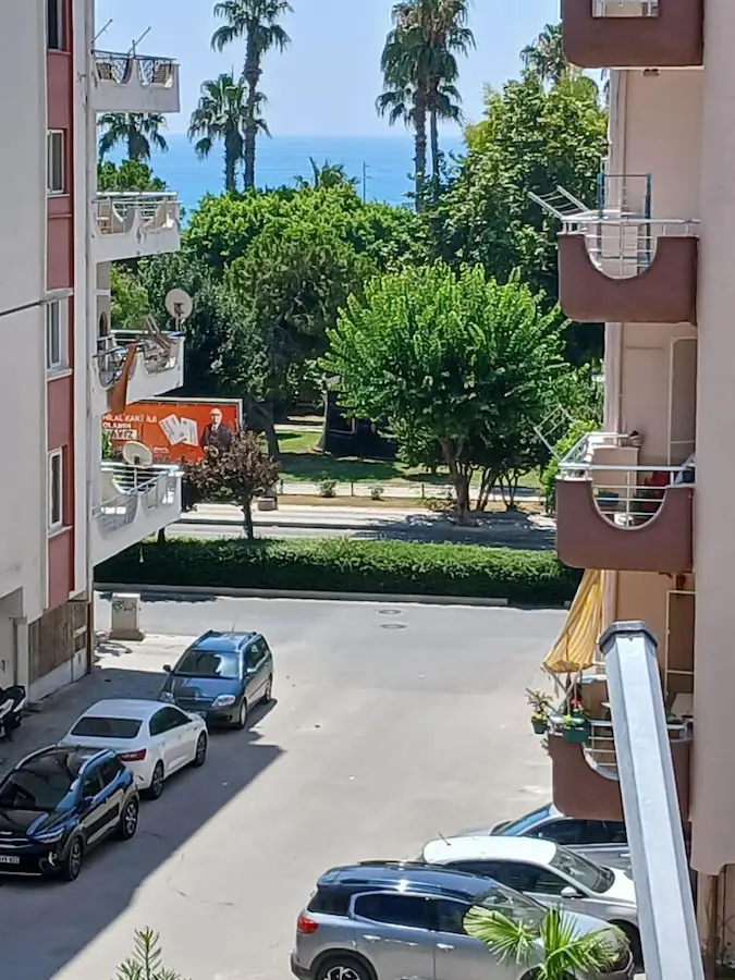 MERSİN ERDEMLİ'DE DENİZE 100 METRE SATILIK 3+1 DAİRE