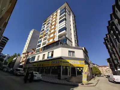 RE/MAX DEĞİŞİMDEN ÜNİVERSİTE MAH. EŞYALI KİRALIK 1+1 DAİRE