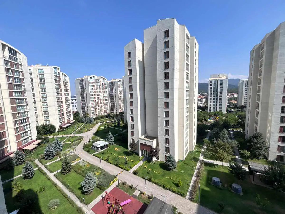 RESİM İSTANBUL SİTESİ BOŞ PEYZAJ CEPHE SATILIK 2+1 DAİRE