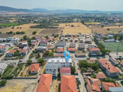FOÇA YENIBAĞARASI MAHALLESINDE SATILIK 1+1 DAIRE!