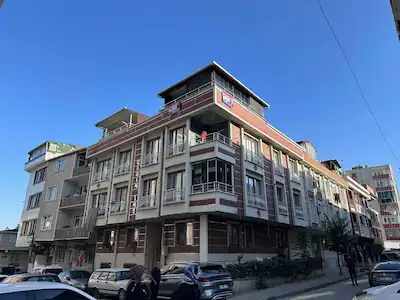 KÜÇÜKÇEKMECE İNÖNÜ MAH’DE 200 M² BRÜT 4+2, 3. KAT, ÇİFT CEPHELİ GENİŞ DUBLEKS DAİRE