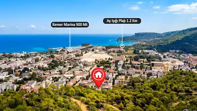 KEMER MERKEZ’DE ORMAN VE DENIZ MANZARALI HAVUZLU 6+1 MÜSTAKIL VILLA